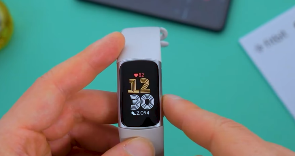 The Screenless Revolution: Why Google’s New Fitbit Band is Terrifying the Smartwatch Industry